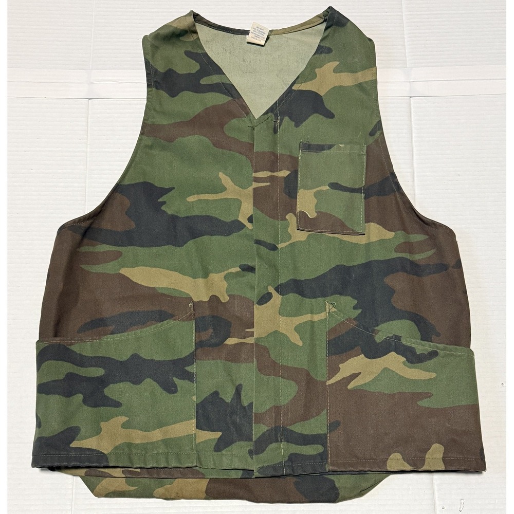 Vintage Crafted With Pride in America - Men's FulZip Camo Vest - Size X-Large XL